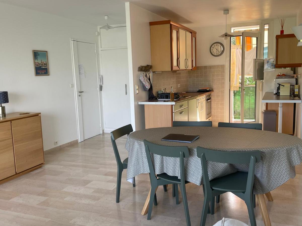 Appartement Les Pieds Dans L'Eau Saint-Mandrier-sur-Mer Bagian luar foto