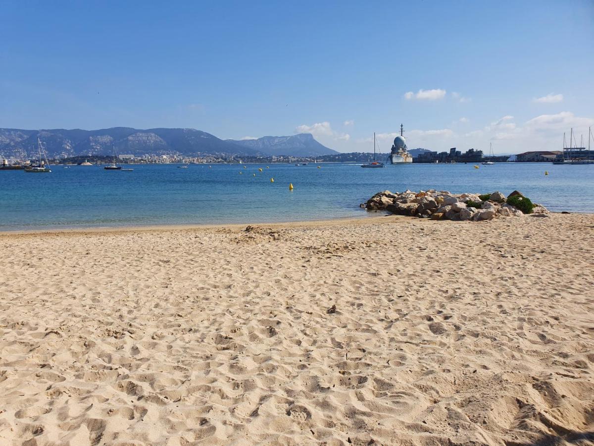 Appartement Les Pieds Dans L'Eau Saint-Mandrier-sur-Mer Bagian luar foto